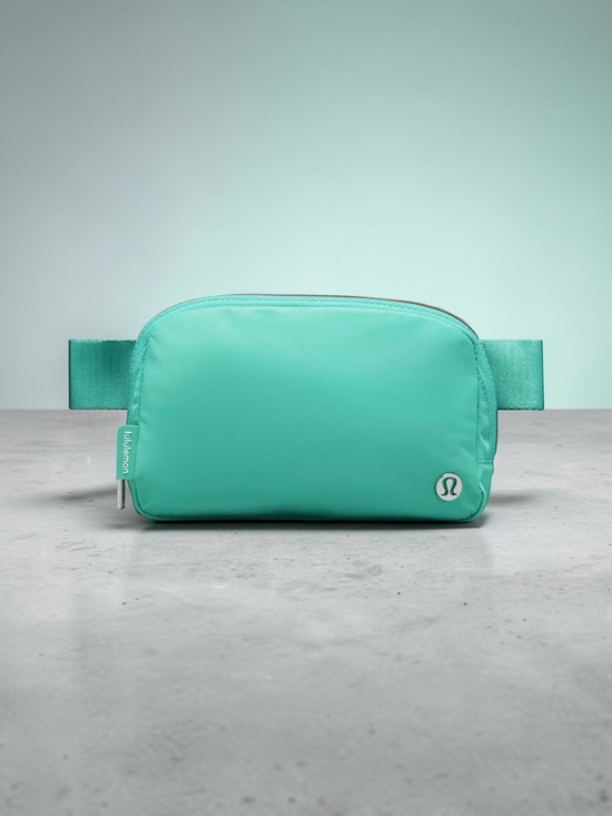 lululemon athletica Handbags - Lululemon Everywhere Belt Bag Paradise Green Crossbody Bag Fanny Pack Nwt